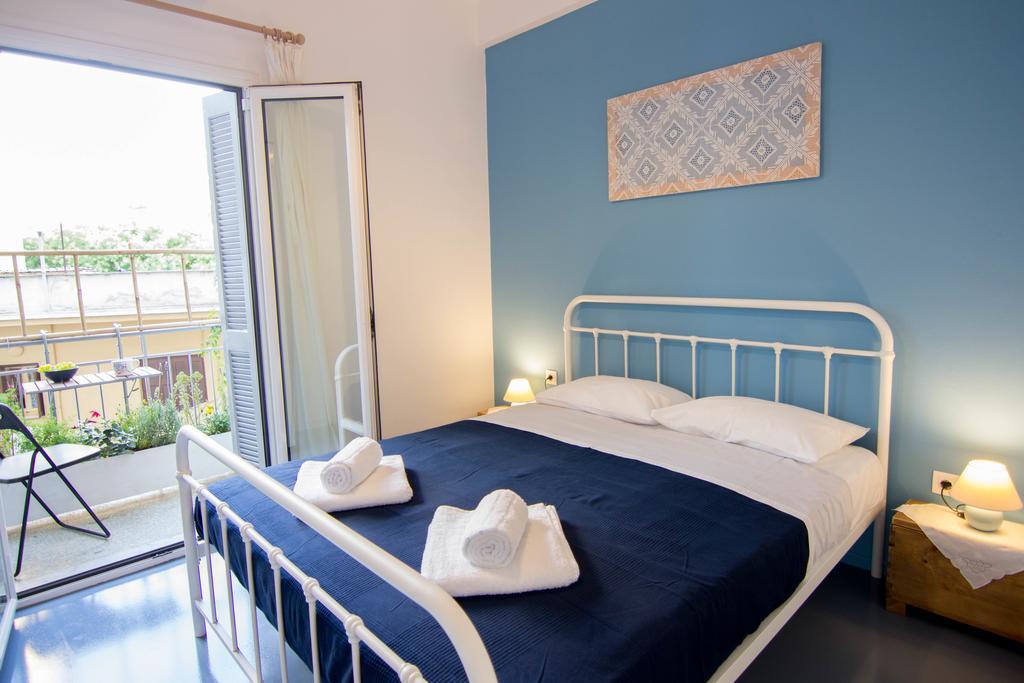 Athenian Blue - Family Apt 5' Minutes From Acropolis Museum Extérieur photo