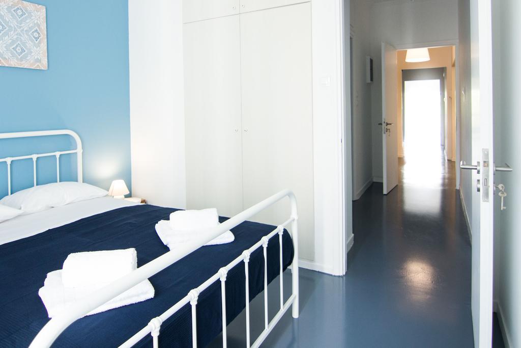 Athenian Blue - Family Apt 5' Minutes From Acropolis Museum Extérieur photo