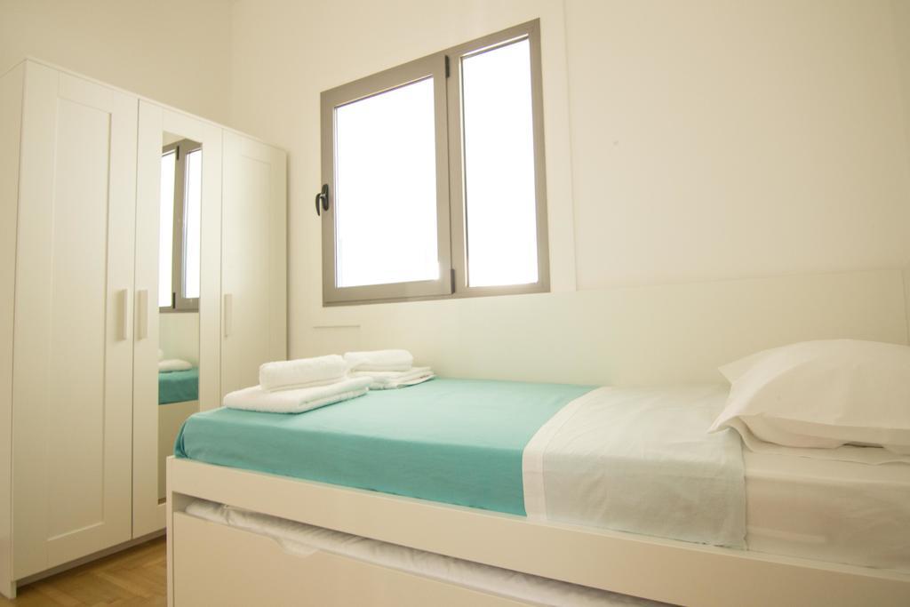 Athenian Blue - Family Apt 5' Minutes From Acropolis Museum Extérieur photo