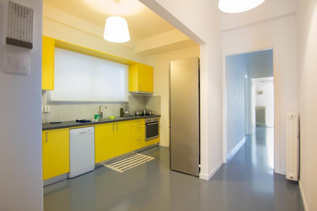 Athenian Blue - Family Apt 5' Minutes From Acropolis Museum Extérieur photo